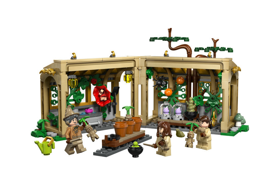 LEGO 76445 Hogwarts™ Castle: Herbology Class