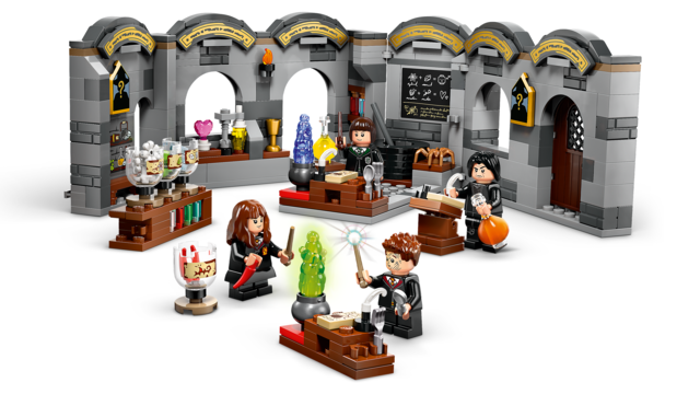 LEGO 76431 Harry Potter Hogwarts™ Castle: Potions Class
