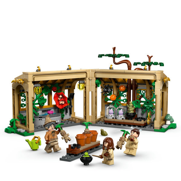 LEGO 76445 Hogwarts™ Castle: Herbology Class