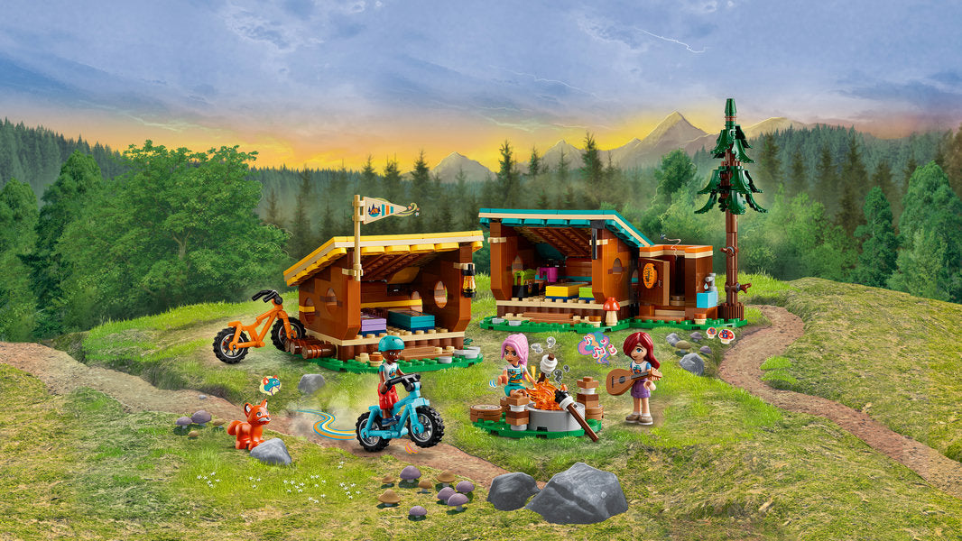 LEGO 42624 Adventure Camp Cozy Cabins