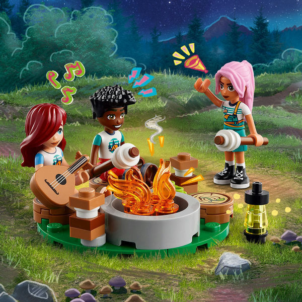LEGO 42624 Adventure Camp Cozy Cabins