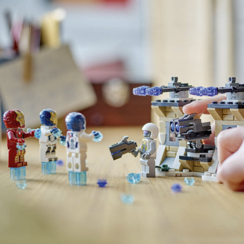 LEGO 76288 Iron Man & Iron Legion vs. Hydra Soldie