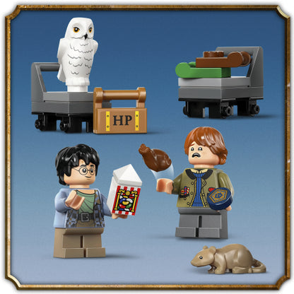 LEGO 76450 Book Nook: Hogwarts™ Express