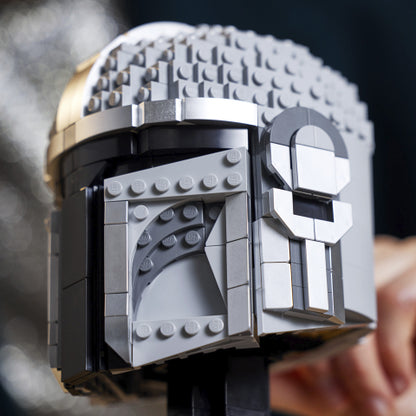 LEGO 75328 The MandalorianTM Helmet
